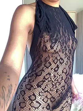 Snapshot of Pretty_Beauty chatting on 11-09-25, 08:23 Pretty Beauty online show from 11-09-25, 08:23