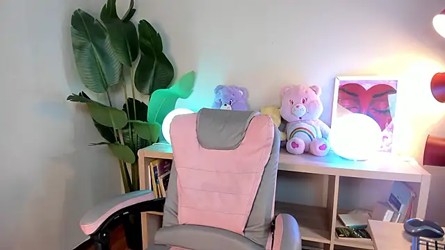 Mystic blue online show from 03-13-26, 12:45