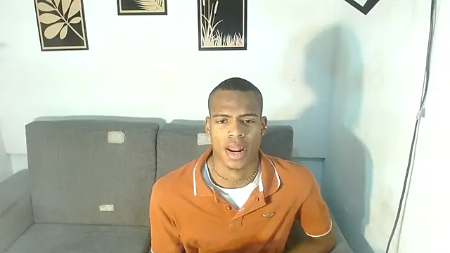 Snapshot of criss_zuri chatting on 09-15-25, 11:32 criss zuri online show from 09-15-25, 11:32