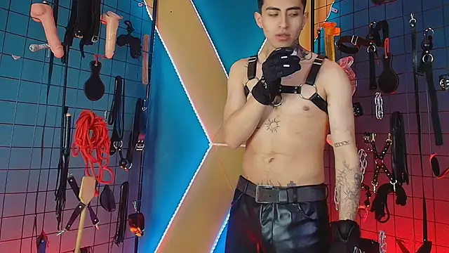 masterr bdsm   online show from 10-15-25, 12:38