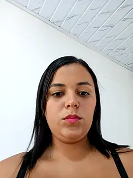 Snapshot of Naugthy-Mey chatting on 09-24-25, 03:26 Naugthy-Mey online show from 09-24-25, 03:26