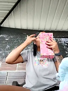 Snapshot of Naugthy-Mey chatting on 10-07-25, 01:52 Naugthy-Mey online show from 10-07-25, 01:52