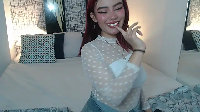MIA COLLLINS1 online show from 09-11-25, 02:06