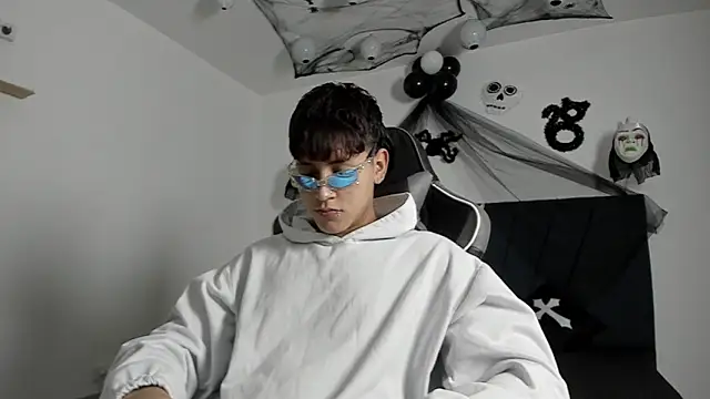 zeusapollofuck online show from 10-16-25, 10:11