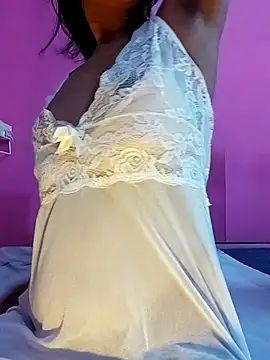Snapshot of Hotgirl_shivani chatting on 09-22-25, 12:12 Hotgirl shivani online show from 09-22-25, 12:12