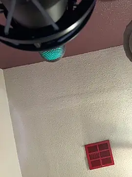 MyHoneyFrida online show from 02-24-26, 05:16