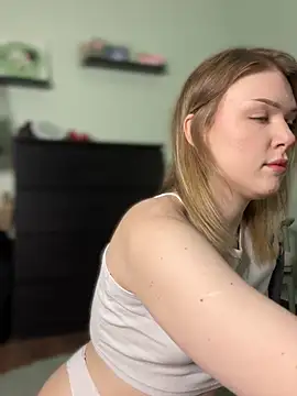 elliss  online show from 02-08-26, 01:58