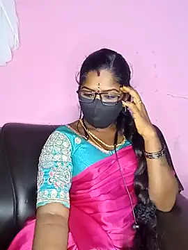 Snapshot of tamilammukuttyy chatting on 09-13-25, 03:34 tamilammukuttyy online show from 09-13-25, 03:34