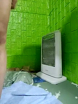 Tin tanny online show from 12-21-25, 08:21