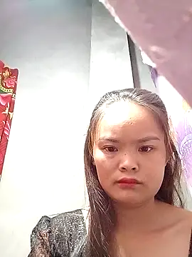 Snapshot of xinhxinhcute chatting on 09-12-25, 10:43 xinhxinhcute online show from 09-12-25, 10:43