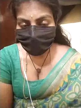 Snapshot of Nithiila chatting on 02-18-26, 02:46 Nithiila online show from 02-18-26, 02:46