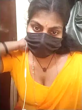 Snapshot of Nithiila chatting on 02-25-26, 03:43 Nithiila online show from 02-25-26, 03:43