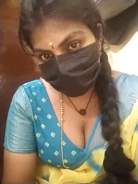 Snapshot of Nithiila chatting on 03-17-26, 04:43 Nithiila online show from 03-17-26, 04:43