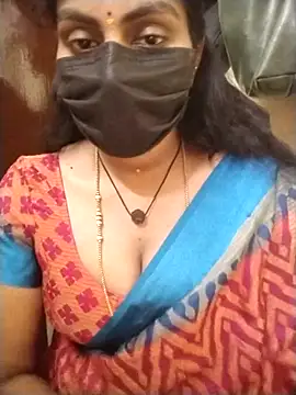 Snapshot of Nithiila chatting on 03-28-26, 03:55 Nithiila online show from 03-28-26, 03:55