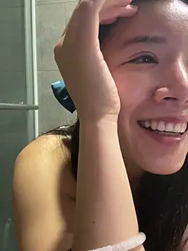 ruyi-13 online show from 09-21-25, 04:47