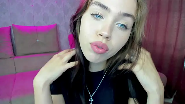 Kitty Mila online show from 09-11-25, 08:14