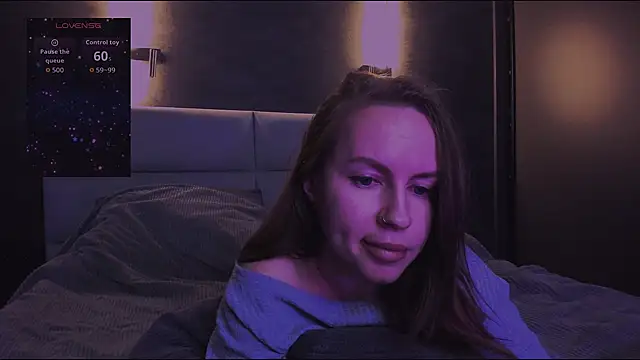 Snapshot of North_baby chatting on 11-14-25, 09:35 North baby online show from 11-14-25, 09:35