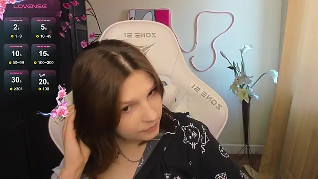 AudreyyKim online show from 05-07-26, 08:20