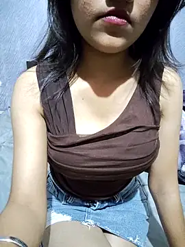 Snapshot of queen_visakha chatting on 03-27-26, 02:17 queen visakha online show from 03-27-26, 02:17