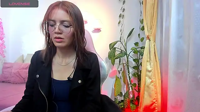 Jade22   online show from 09-11-25, 12:49
