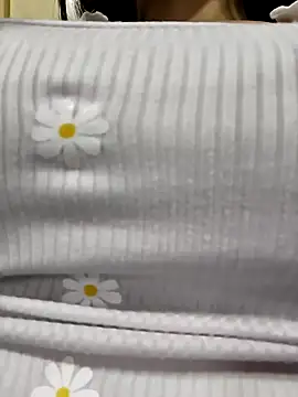 CHARLOTTE  05 online show from 10-15-25, 01:55