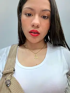 CHARLOTTE  05 online show from 02-02-26, 12:26