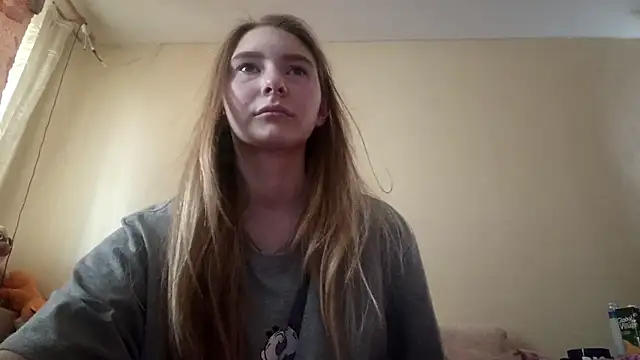 Snapshot of Nymera_flare chatting on 09-30-25, 06:07 Nymera flare online show from 09-30-25, 06:07