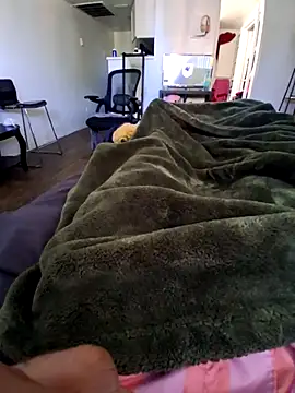 Snapshot of Edulalo199 chatting on 11-14-25, 08:51 Edulalo199 online show from 11-14-25, 08:51