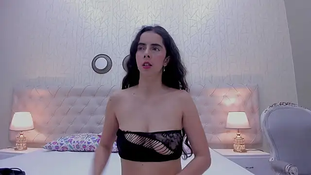 EmmaaGrey online show from 09-25-25, 01:15