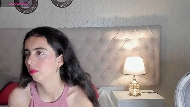 EmmaaGrey online show from 10-01-25, 01:17