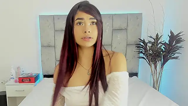 Snapshot of kimluna11_ chatting on 09-10-25, 11:54 kimluna11 online show from 09-10-25, 11:54