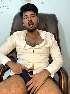 MeekBatgirl online show from 10-03-25, 04:53