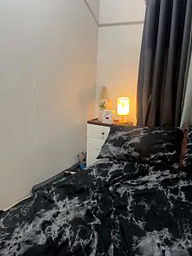 AngelHille online show from 09-29-25, 03:28