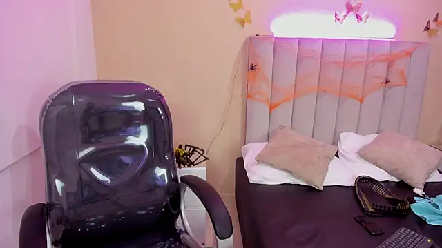 May y Goeth online show from 10-29-25, 03:09