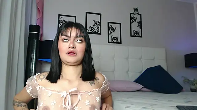 naty luvinn online show from 09-24-25, 12:19