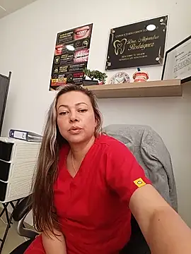 Madisson-04  online show from 06-18-26, 05:50