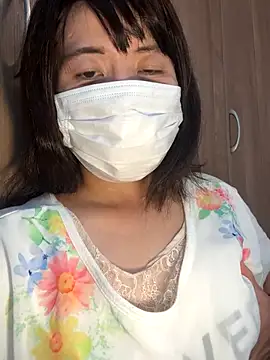 Snapshot of hanachan_001 chatting on 09-09-25, 05:51 hanachan 001 online show from 09-09-25, 05:51