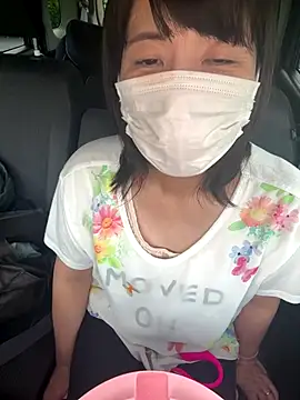 Snapshot of hanachan_001 chatting on 09-30-25, 06:07 hanachan 001 online show from 09-30-25, 06:07