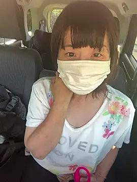 Snapshot of hanachan_001 chatting on 10-06-25, 05:16 hanachan 001 online show from 10-06-25, 05:16