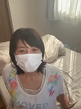 Snapshot of hanachan_001 chatting on 10-23-25, 01:27 hanachan 001 online show from 10-23-25, 01:27