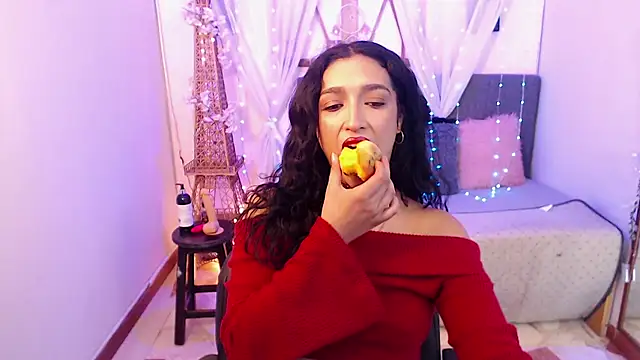 Snapshot of Cleofox_ chatting on 10-04-25, 07:45 Cleofox online show from 10-04-25, 07:45