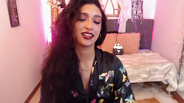 Snapshot of Cleofox_ chatting on 10-28-25, 12:25 Cleofox online show from 10-28-25, 12:25