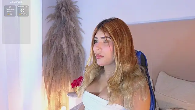 dahiana marin online show from 11-24-25, 08:30