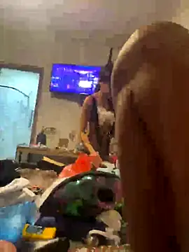 Snapshot of Clavelnegro chatting on 10-31-25, 09:27 Clavelnegro online show from 10-31-25, 09:27