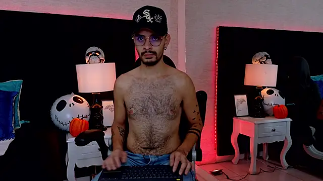 HairyDiamond  online show from 10-17-25, 11:02