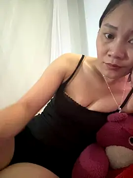 Almond-cute online show from 09-15-25, 08:25