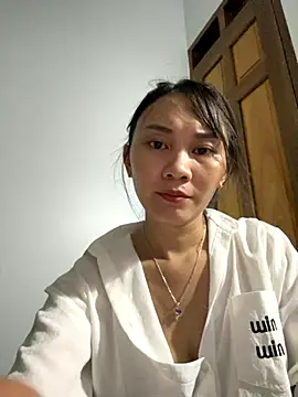 Almond-cute online show from 09-20-25, 07:59