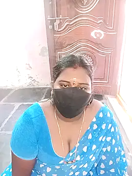 Snapshot of chubby_babitha-telugu chatting on 09-09-25, 04:56 chubby babitha-telugu online show from 09-09-25, 04:56