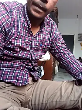 Snapshot of dyuhjib chatting on 04-26-26, 04:04 dyuhjib online show from 04-26-26, 04:04