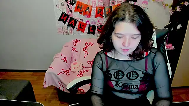 Acid Kate online show from 10-20-25, 12:11